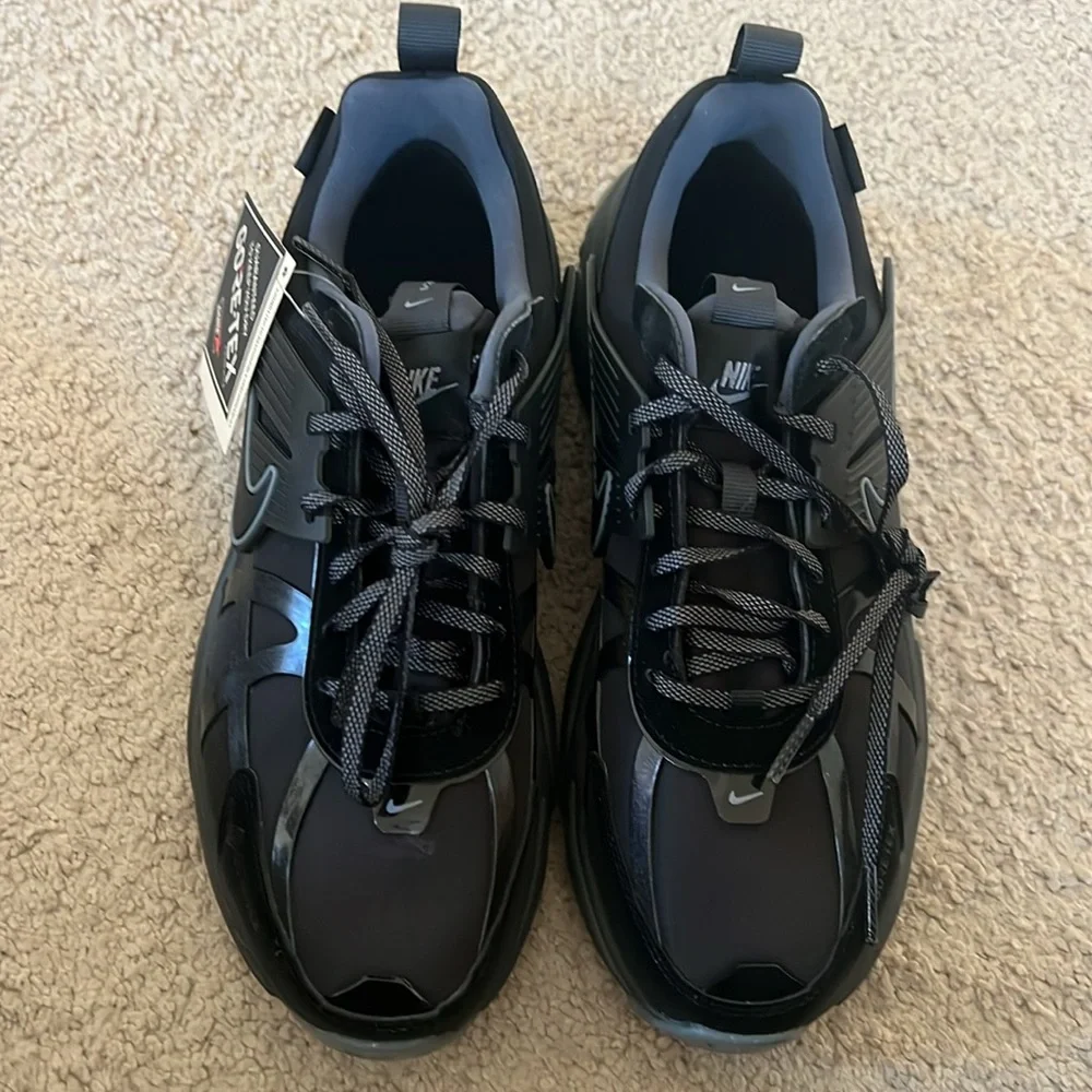 Nike women’s V2K Run GORE-TEX sneakers - Picture 5 of 15